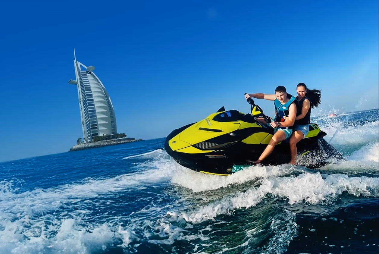 Jet ski ride near Burj Al Arab Dubai with eDrive Water Sports