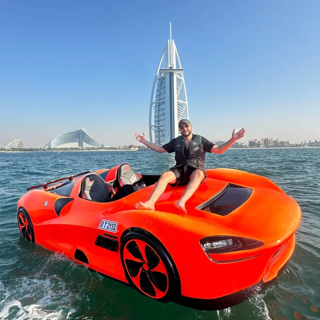 Jet car ride in Dubai near Burj Al Arab with eDrive Water Sports